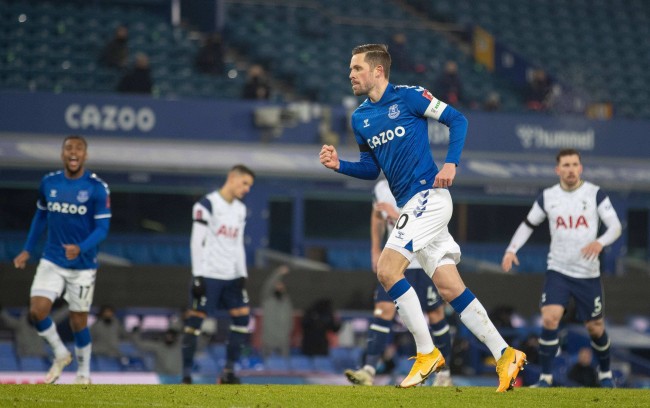 在完成人群 在完成人群